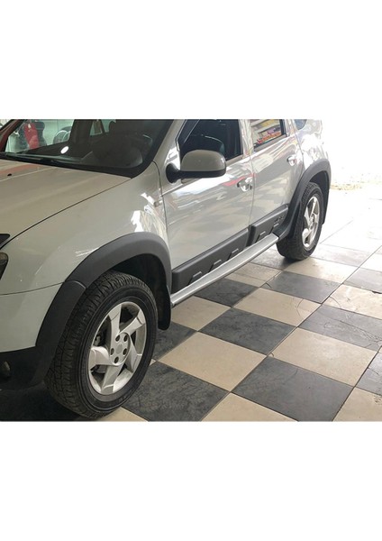 Dacia Duster 2 Kapı Kaplaması Seti Mat Siyah 4 Prç 2018+ Abs Plastik