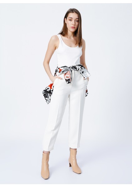 U Yaka Fitilli Beyaz Kadın Atlet K-LORKA fiyatları