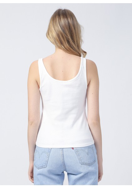 U Yaka Fitilli Beyaz Kadın Atlet K-BOSWEL modelleri