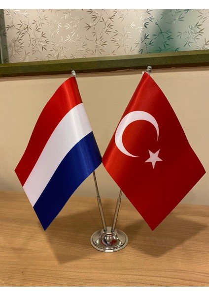 Hollanda Masa Bayrağı Krom Direkli Ikili Bayrak
