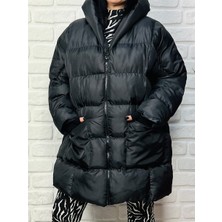 Butik Ponçik Siyah Kapüşonlu Yarasa Kol Oversize Şişme Mont