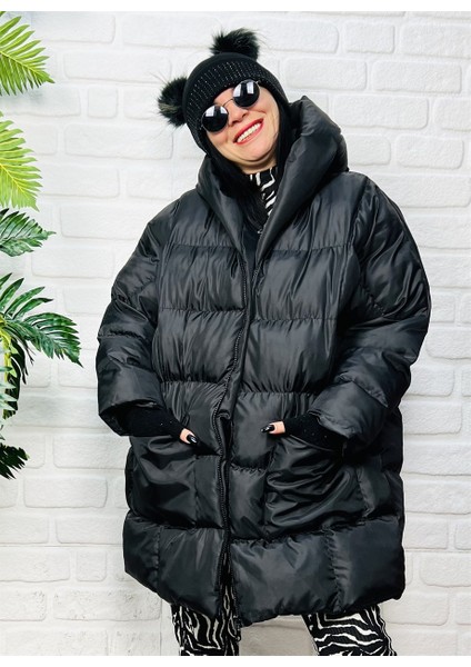 Siyah Kapüşonlu Yarasa Kol Oversize Şişme Mont
