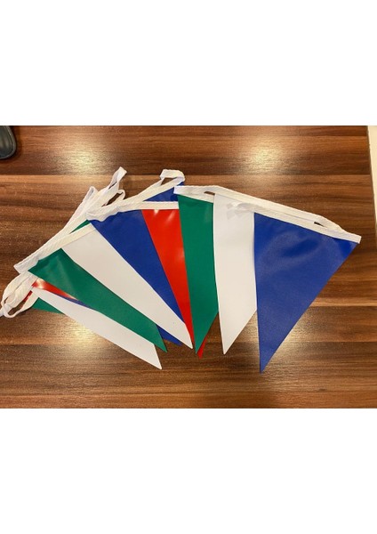 Ipe Dizili Üçgen Açılış Bayrakları 25 M