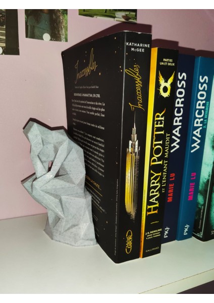 Düşünen Adam Kitap Tutucu Dekoratif Aksesuar Süs Eşyası