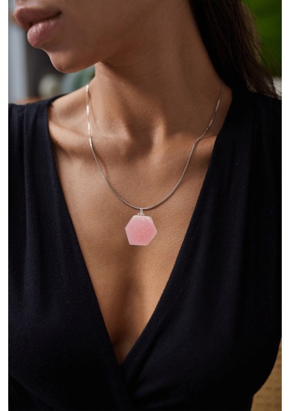 Doğal Pembe Opal Taşı Kolye modelleri