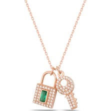 Lia Berto Kadın Rose Yeşil Taşlı Kilit Model 925 Ayar Gümüş Kolye