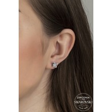 Union Takı Union Swarovski Zirconia Kadın 0.92 Karat Tektaş Gümüş Küpe