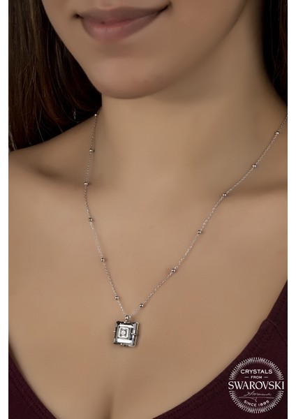 Union Swarovski Crystal Kadın Black Dıamond Zirconia Gümüş Kolye