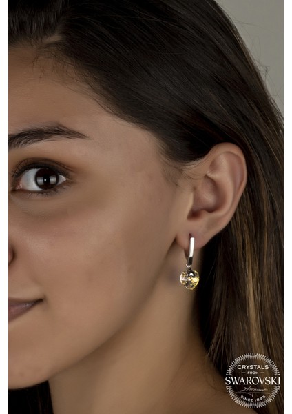 Union Swarovski Crystal Kadın Sallantılı Parlak Kalp Gümüş Küpe