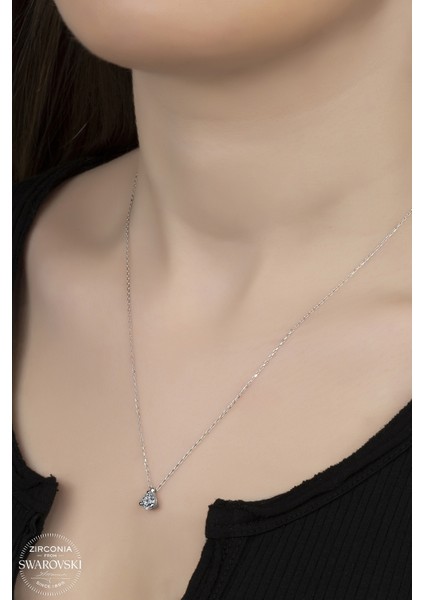 Union Swarovski Zirconia Kadın Üçtırnak Tektaş Gümüş Kolye
