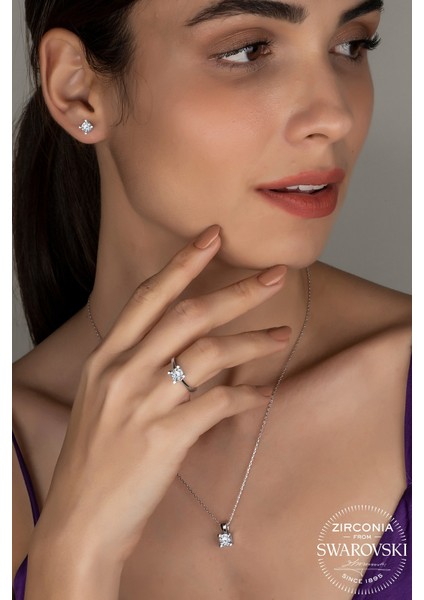 Union Swarovski Zirconia Kadın 4 Tırnak Gümüş Set