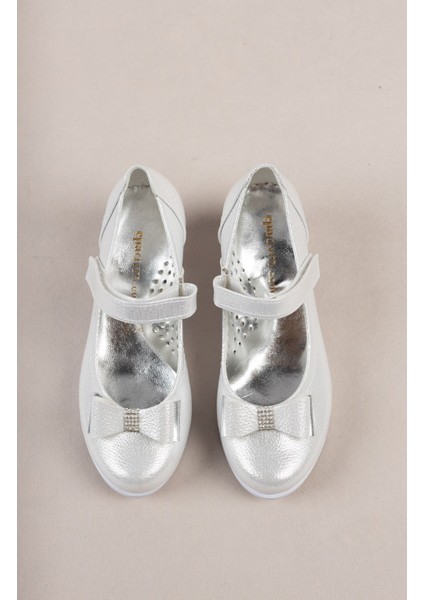 Kız Çocuk Ayakkabısı Gümüş Fiyonklu Orta Topuk Platform Konfor Şıklık modelleri