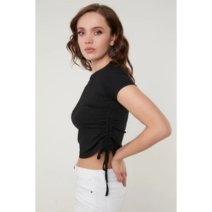 Yanlardan Büzgülü Kısa Kollu Crop Bluz Bayan Bluz 5864010