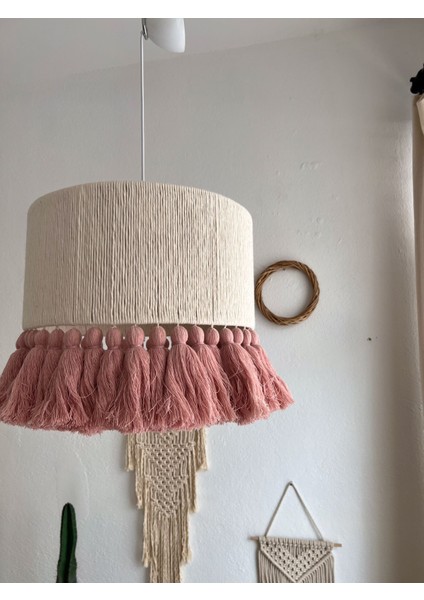 Pembe Püsküllü Makrome Avize