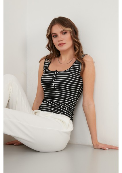 Dar Kesim Çizgili Düğmeli Atlet Bayan ATLET 5864060