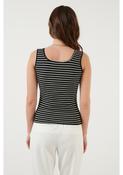 Dar Kesim Çizgili Düğmeli Atlet Bayan ATLET 5864060 indirimleri