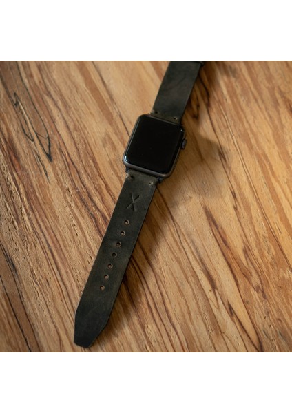 Minimal x Apple Watch Uyumlu Kordonu - 42/44/45 ve 49 mm - Gerçek Deri & El Yapımı