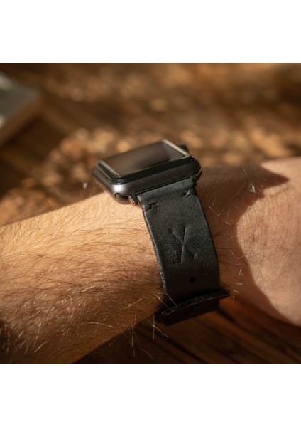Minimal x Apple Watch Uyumlu Kordonu - 38/40/41 mm - Gerçek Deri & El Yapımı