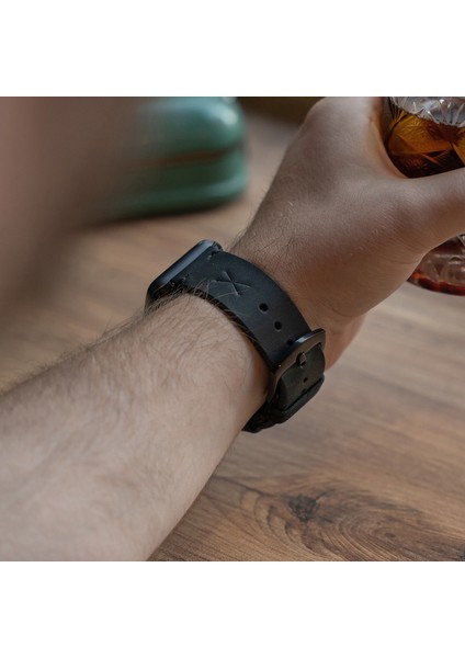 Minimal x Apple Watch Uyumlu Kordonu - 38/40/41 mm - Gerçek Deri & El Yapımı