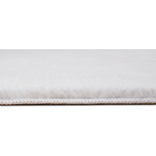 My Evilla Myevilla Kaymaz Taban Klozet Takımı Saçaklı Peluş Post Beyaz 2 Parça 60X100