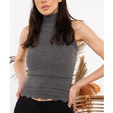 AQE FASHION Kadın Halter Yaka Dantel Detaylı Gri Bluz