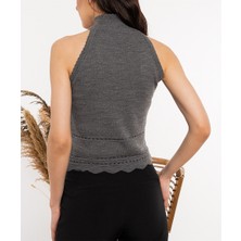 AQE FASHION Kadın Halter Yaka Dantel Detaylı Gri Bluz