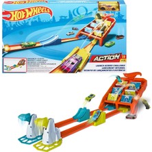 Hot Wheels GBF89 Hot Wheels Yüksek Skor Atlayışı Yarış Seti