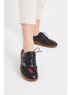 Venüs 2010709Y Kadın Çiçekli Deri Bağcıklı Günlük Ayakkabı