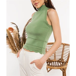 AQE FASHION Kadın Halter Yaka Dantel Detaylı Bluz Fıstık Yeşili