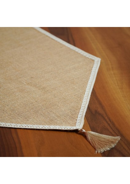 Dantel Kenarlı Doğal Jüt Runner fırsatları