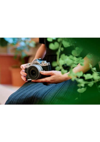 Nıkon Z Fc 16-50MM F/3.5-6.3 Vr Dx Aynasız Fotoğraf Makinesi indirimleri