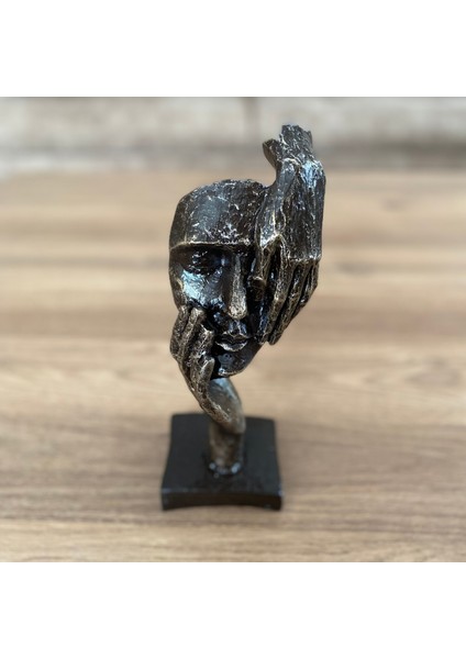 Polyester Eli Yanak ve Gözünde Tekli Maske Yüz Biblo