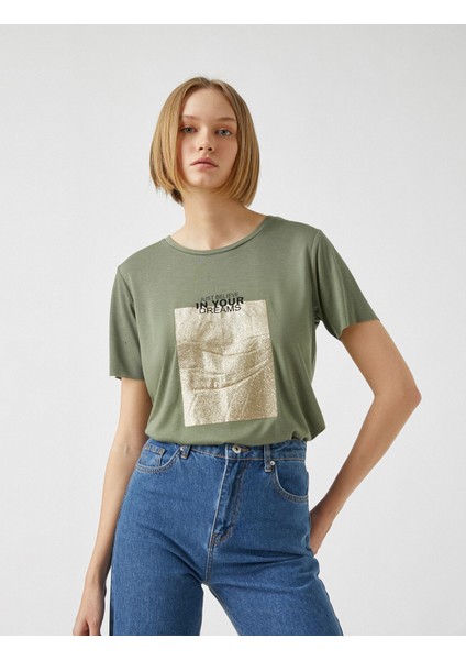 Bisiklet Yaka Kısa Kollu Baskılı Tişört fiyatları