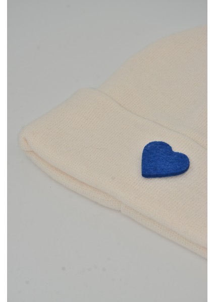 Sevgililer Günü Özel Koleksiyonu Mavi Kalp Figürlü Krem/Beyaz Renk Unisex Erkek/Kadın Bere fiyatları