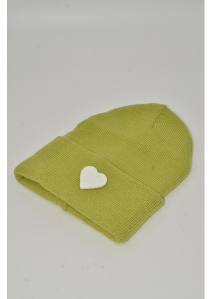 Sevgililer Günü Özel Koleksiyonu Beyaz Kalp Figürlü Fıstık Yeşili Renk Unisex Erkek/Kadın Bere