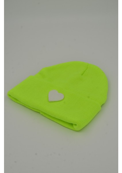 Sevgililer Günü Özel Koleksiyonu Beyaz Kalp Figürlü Neon Sarı Renk Unisex Erkek/Kadın Bere