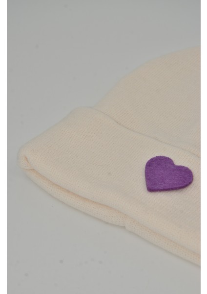 Sevgililer Günü Özel Koleksiyonu Mor Kalp Figürlü Krem/Beyaz Renk Unisex Erkek/Kadın Bere fiyatları