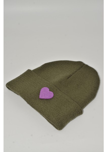 Sevgililer Günü Özel Koleksiyonu Mor Kalp Figürlü Koyu Yeşil Renk Unisex Erkek/Kadın Bere