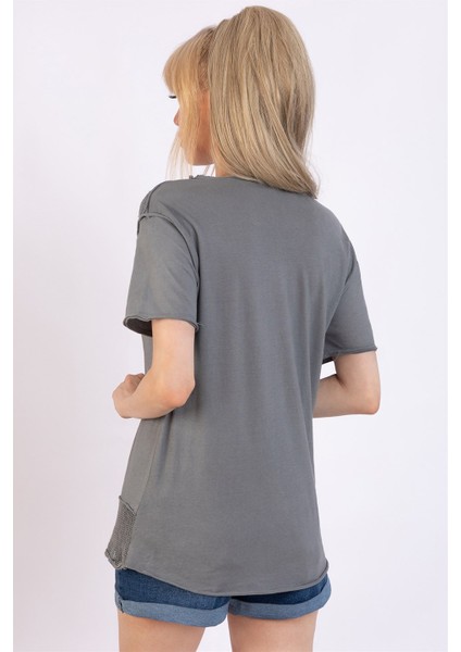 Kadın Gri Yıldız Baskılı Geniş Yaka File Detaylı Bluz modelleri