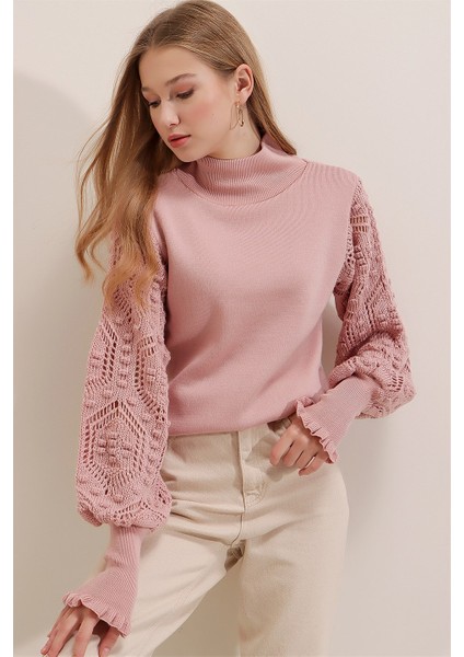 Kadın Pudra Yarım Balıkçı Kolu Dantel Detaylı Kazak modelleri