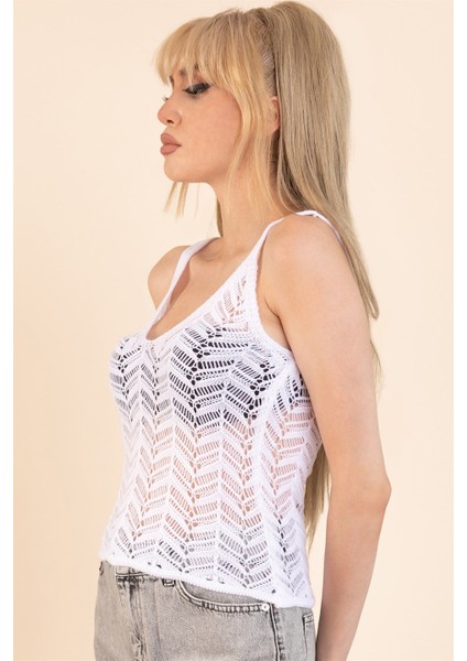 Kadın Beyaz Ajurlu Askılı Triko Bluz fiyatları