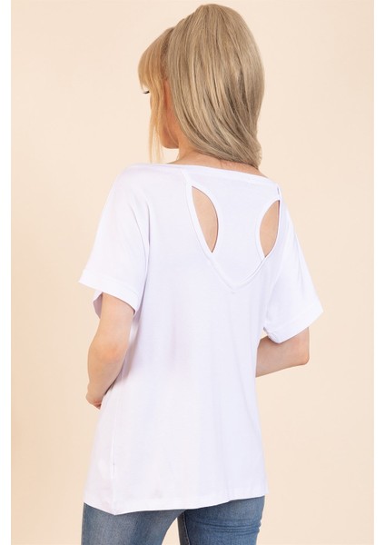 Kadın Beyaz Sırt Detaylı Kayık Yaka Kısa Kollu Bluz