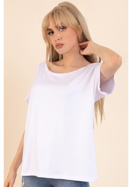 Kadın Beyaz Sırt Detaylı Kayık Yaka Kısa Kollu Bluz modelleri