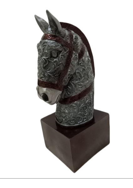 Heykel Yarım At Figuri