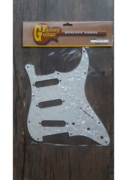 STP-1WP Beyaz Sedefli Sss Strat Pickguard