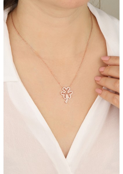 Yonca Model 925 Ayar Gümüş Kolye