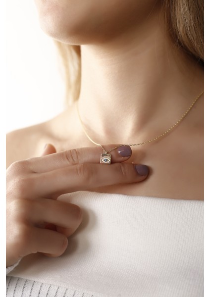 925 Ayar Gümüş, Kare Firuze Gözlü ve Zirkon Taşlı Altın Kaplama Kadın Kolye – Zarif Takı Koleksiyonu fiyatları