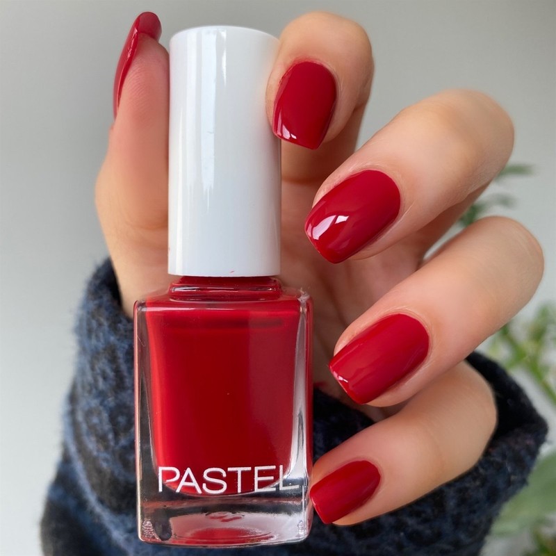 Pastel 10 Oje - Yoğun Renk, Vegan ve Hayvan Deneyi Yapılmamış, Toluene, Paraben, Kamfor, Formaldehit ve Reçineler İçermeyen Tekli Şişe