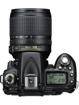 Nikon D90 18-105 VR Kit 12 Megapiksel CMOS Sensör 3 inç Ekran 18-105 mm Lens Özellikleri
