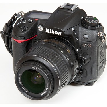 Nikon D7000/VRDX AF NIKKOR 18-55mmGⅡ 良品 Nikon D7000 18-55 mm LENS Fotoğraf Makinası Fiyatı